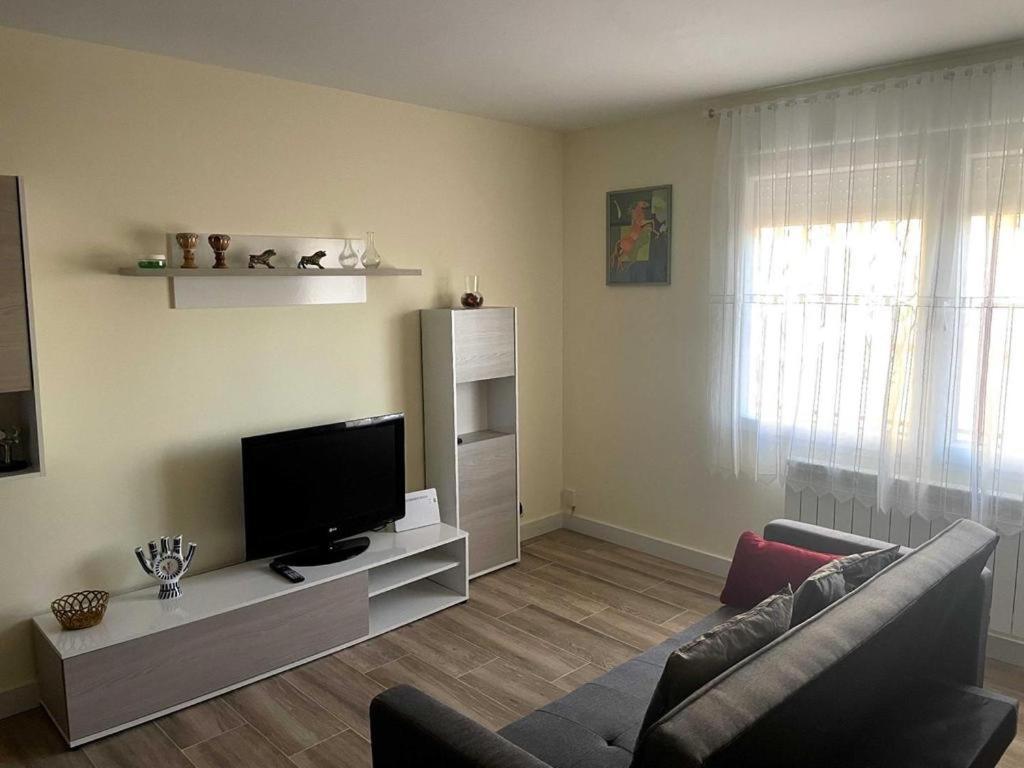 Apartamento Turistico Avila Vut Exteriör bild